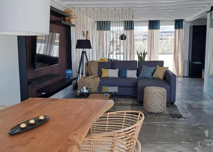 Cocomar Ii- Luxurious Loft, Just The Ocean And Volcano Apartmán *