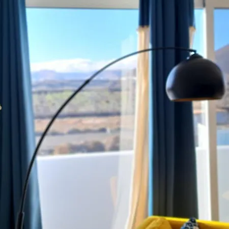 Cocomar Ii- Luxurious Loft, Just The Ocean And Volcano Apartament *