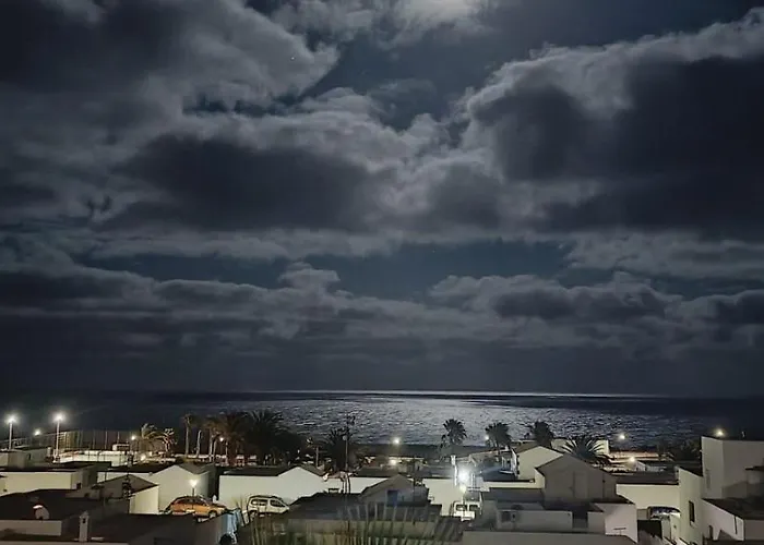 Cocomar Ii- Luxurious Loft, Just The Ocean And Volcano *